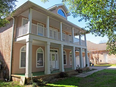 Exterior 6