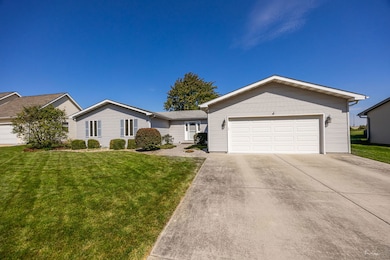 103 E Coady Dr, Minooka, IL 60447 - photo 2