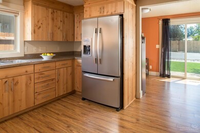 61544 SE Chief Joseph Ln, Bend, OR 97702 - photo 4