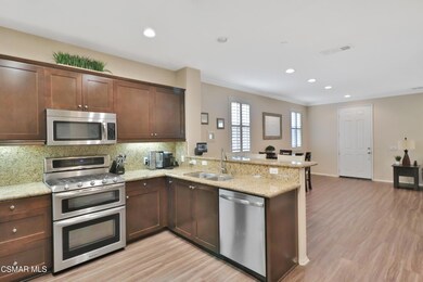 Kitchen Facing Entertaining