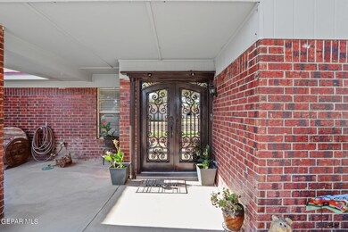 351 Roslyn Dr, Horizon City, TX 79928 - photo 7