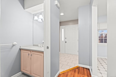 142 Marjorie Ln unit 142, Manchester, CT 06042 - photo 6