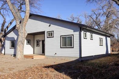 115 4th Ave SW, Choteau, MT 59422 - photo 2