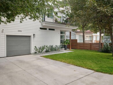 View of front of home with driveway