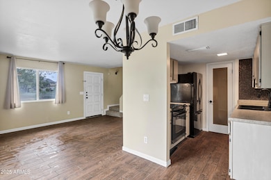 10215 N 8th St unit B, Phoenix, AZ 85020 - photo 7