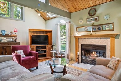 6866 Warren Woods Rd, Three Oaks, MI 49128 - photo 5