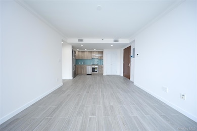 132-27 41st Rd unit 4A, Flushing, NY 11355 - photo 5