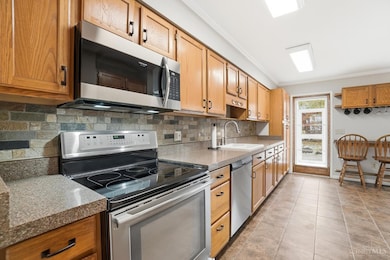 6277 Twig Ln, Cincinnati, OH 45230 - photo 6