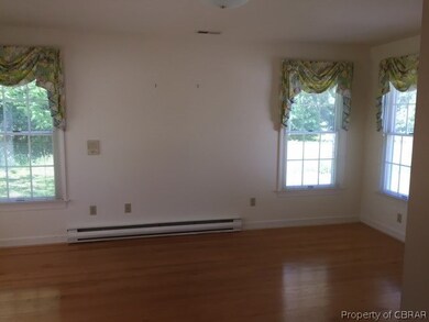 Living room with beautiful Pine floors