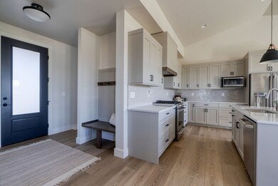 512 Northridge Dr, Kalispell, MT 59901 - photo 6