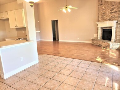 8622 Sunny Ridge Dr, Houston, TX 77095 - photo 5