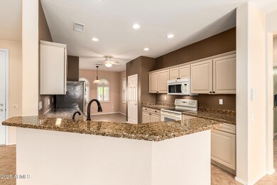 20693 N Glen Canyon Dr, Surprise, AZ 85387 - photo 4