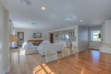 006_Dining and Living Room