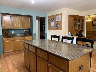 24069 West Rd, Olmsted Falls, OH 44138 - photo 4