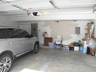 1911 Cherrywood Ct, Joliet, IL 60435 - photo 4