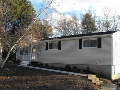 10 Empire St, Shrewsbury, MA 01545 - photo 2