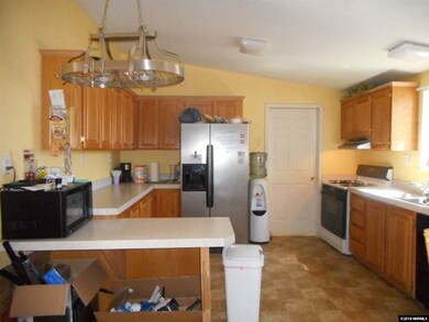 81 Jasper Ln, Dayton, NV 89403 - photo 2
