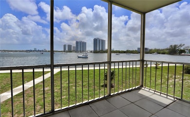 2920 NE Point Dr E unit N208, Aventura, FL 33160 - photo 2