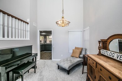 Glencove Cir-7