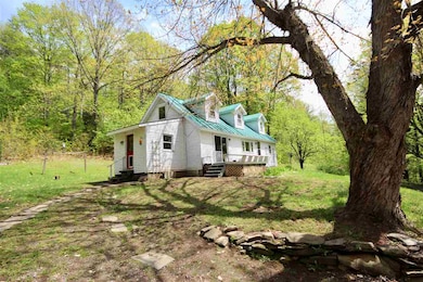 268 Birch Tree Cir, Woodstock, VT 05091 - photo 2