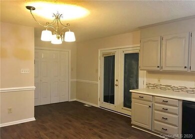 107 Antler Dr, Statesville, NC 28625 - photo 3