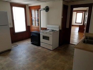 543 Park Ave unit 2, Worcester, MA 01603 - photo 2