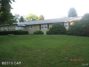 855 Walnut St, Lehighton, PA 18235 - photo 4