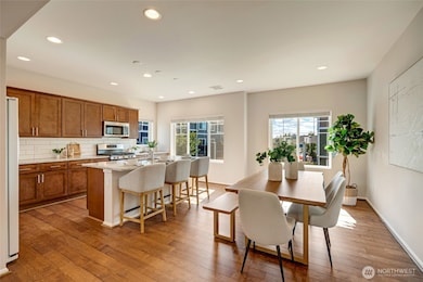 3011 35th St, Everett, WA 98201 - photo 5