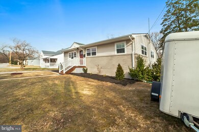 114 Club Rd, Pasadena, MD 21122 - photo 5