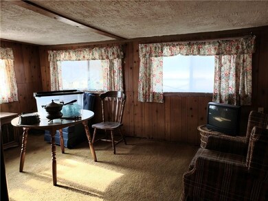 11785 N Division Rd, Fountaintown, IN 46130 - photo 3