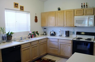 1020 E Brentrup Dr, Tempe, AZ 85283 - photo 6