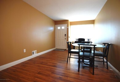 (3) Family Room