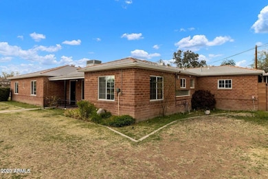 1330 E Monte Vista Rd, Phoenix, AZ 85006 - photo 5