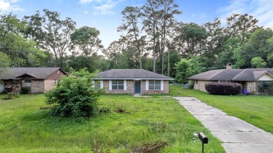 1204 Crescent Blvd, Cleveland, TX 77327 - photo 3