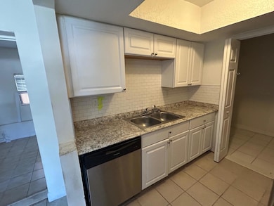 6828 NW 30th St, Sunrise, FL 33313 - photo 7