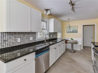 379 Oakview Park Rd, Asheville, NC 28803 - photo 6