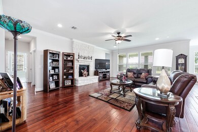 619 Texas Star Dr, Richmond, TX 77469 - photo 6