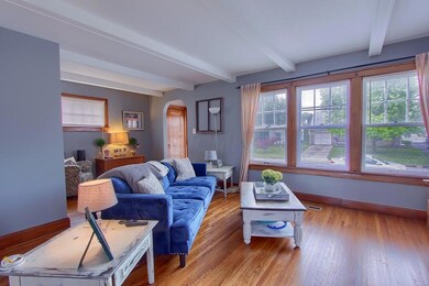 Living Room 3