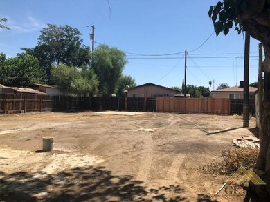 1320 D St, Wasco, CA 93280 - photo 3