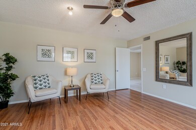 17016 N Pinion Ln, Sun City, AZ 85373 - photo 4