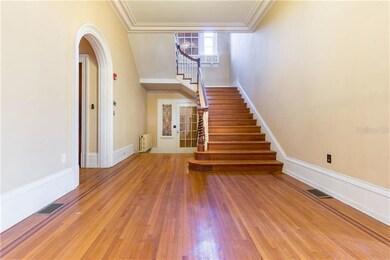 426 Lake Dora Dr, Tavares, FL 32778 - photo 3