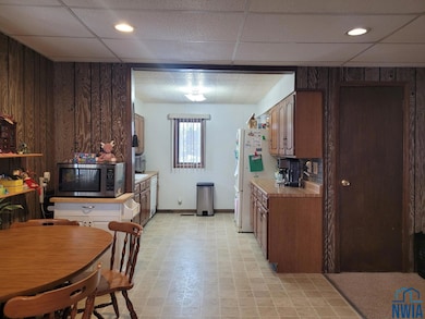 2217 S Maple St, Sioux City, IA 51106 - photo 5