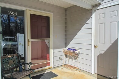 Welcome to 1504 Sycamore Square Drive! Attached St