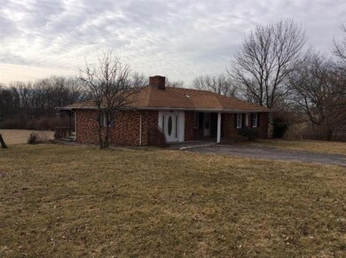 310 Mcafee Ln, Salvisa, KY 40372 - photo 2