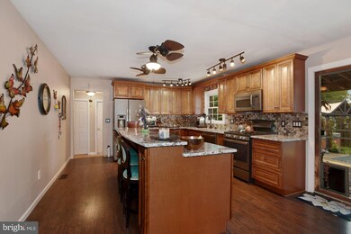 101 Red Bank Ct, West Deptford, NJ 08096 - photo 6