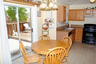 8105 Stonecreek (5)