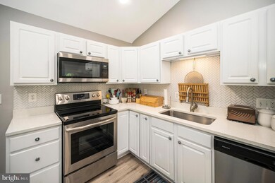 202 Wilderness Dr, Locust Grove, VA 22508 - photo 7