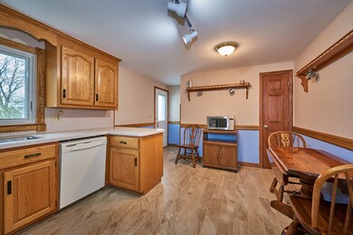 84 Cambridge St, Feeding Hills, MA 01030 - photo 7