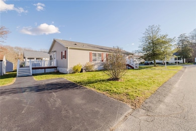 38 Hummingbird Ln, Tiverton, RI 02878 - photo 2