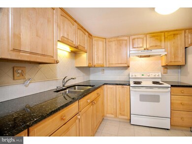 3063 Cardin Place unit V2, Norristown, PA 19403 - photo 7